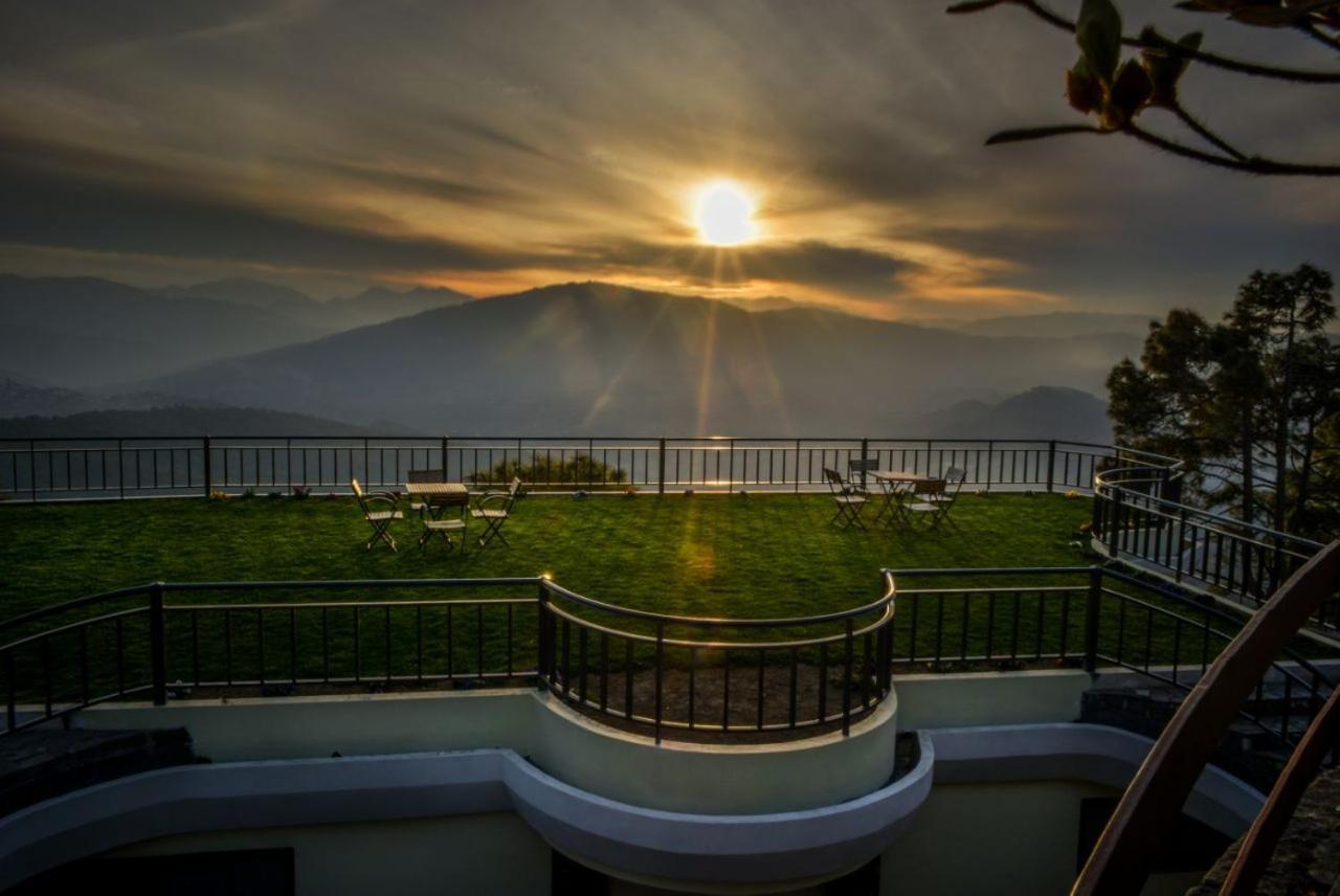 Готель Imperial Heights Алмора Екстер'єр фото